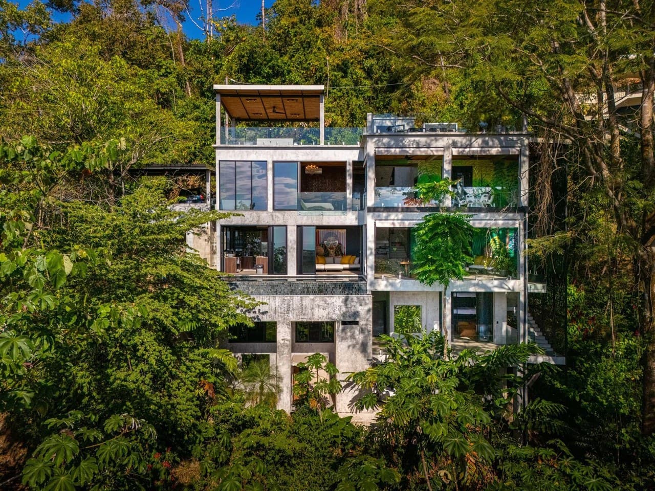 Casa Moon Diablo: Iconic Ocean View Luxury Estate with Infinity Pool, Rooftop Patio, Gym...